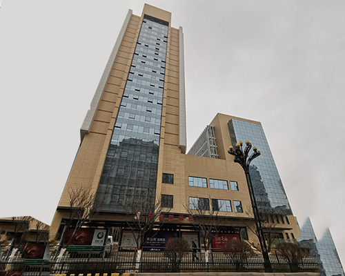 青海建設(shè)科技大廈三陽大酒店(四星級(jí)，21000m2，海湖新區(qū)地標(biāo)建筑)